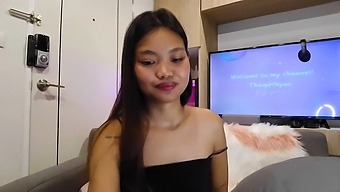 Abby2634'S Wet Pussy On Webcam: A Tantalizing Preview